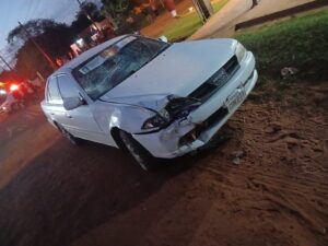 Motociclista resulta herido tras chocar contra un automóvil en Arroyito