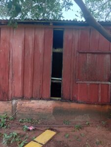 Hurtan alimentos y utensilios de una escuela en Yby Yaú