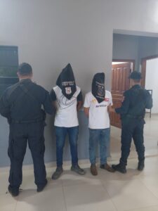 Detienen a dos jóvenes con órdenes de captura en la Terminal de Ómnibus de Yby Yaú