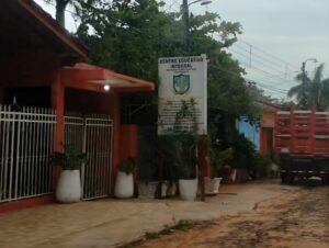 Egresadas de Horqueta denuncian presunta estafa por falta de entrega de títulos universitarios