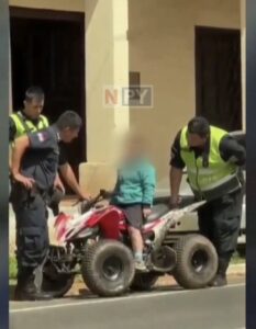 Policía interceptó a un niño de 5 años que conducía un cuaciclón sobre la Ruta PY01 en Yaguarón